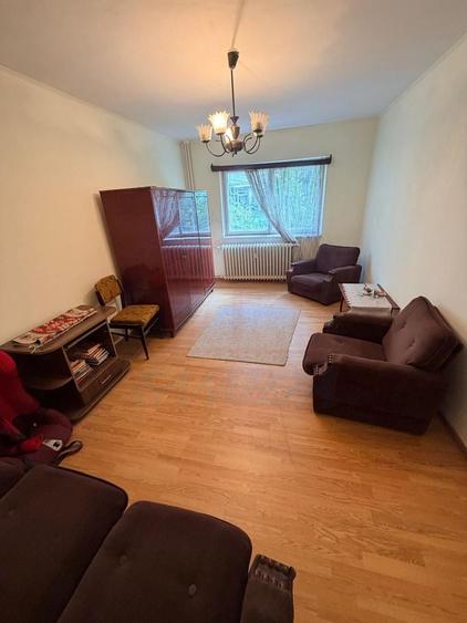 APARTAMENT CU 2 CAMERE DE VÂNZARE | MICRO 18 | PARTER - 2