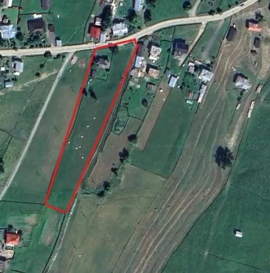 Teren de 5700 mp, în Dorna Candrenilor