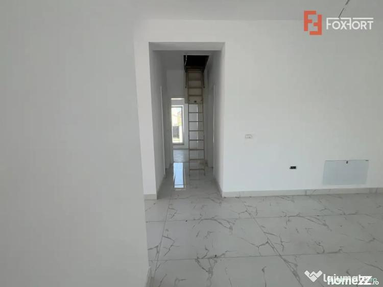 Casă cu 4 camere cu Teren 250 Mp în Moșnița Nouă