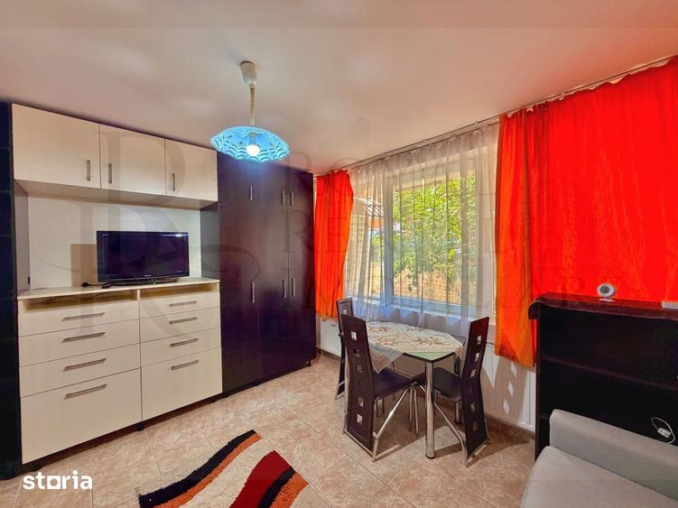 Apartament cu 2 camere în Andrei Mureșanu