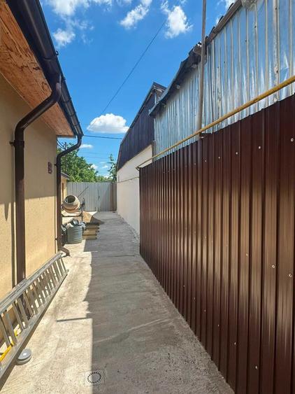 Casă cu 3 camere în Lacu Dulce