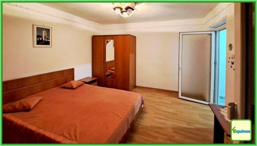 Apartament cu 3 camere decomandat în B-dul București