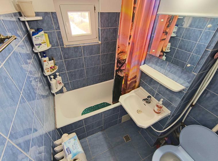 Inchiriez apartament 2 camere semidecomandat - 5