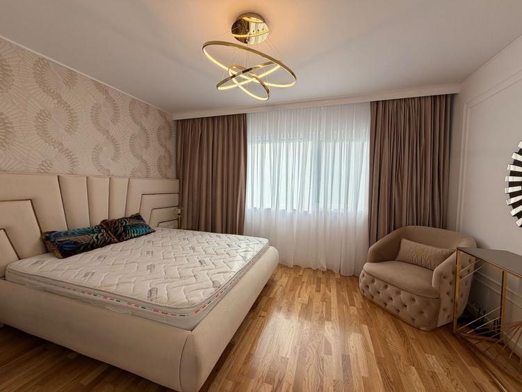 Casă cu 5 camere cu Canalizare în Pipera