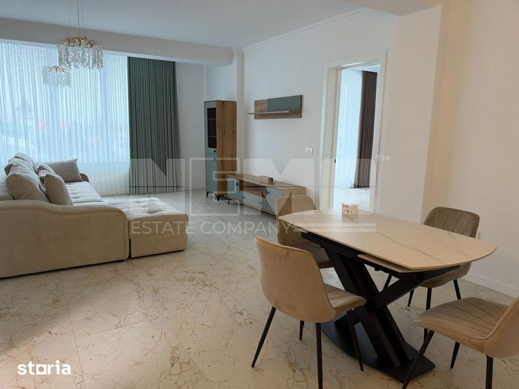 Apartament cu 3 camere semidecomandat în Central