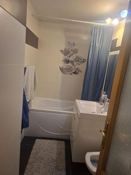 Apartament cu 2 camere decomandat în Bucovina