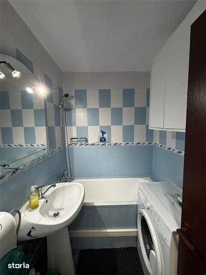 Apartament cu 2 camere decomandat în Berceni