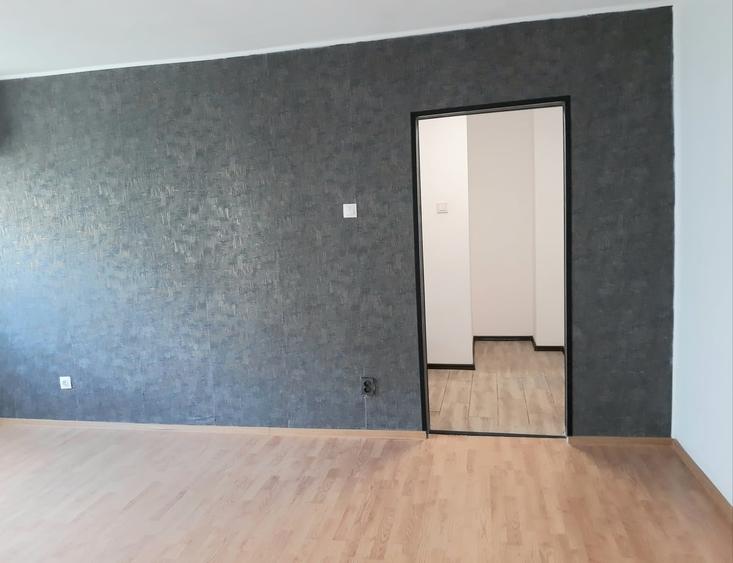 Apartament semidecomandat în Fundeni