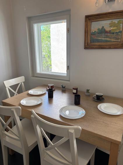 Apartament cu 4 camere decomandat în Dorobanți