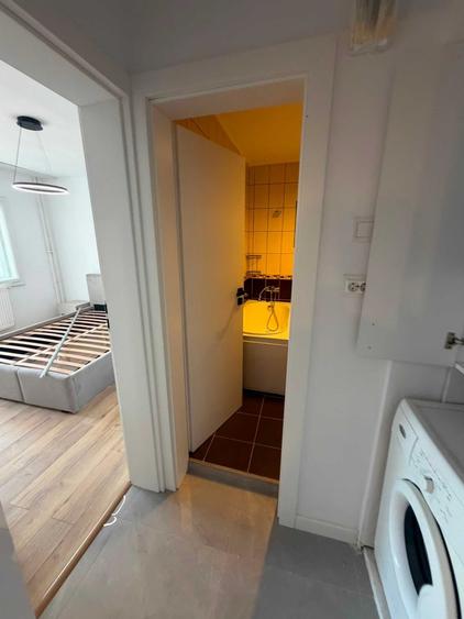 Apartament cu 3 camere decomandat în Dosu Bricii