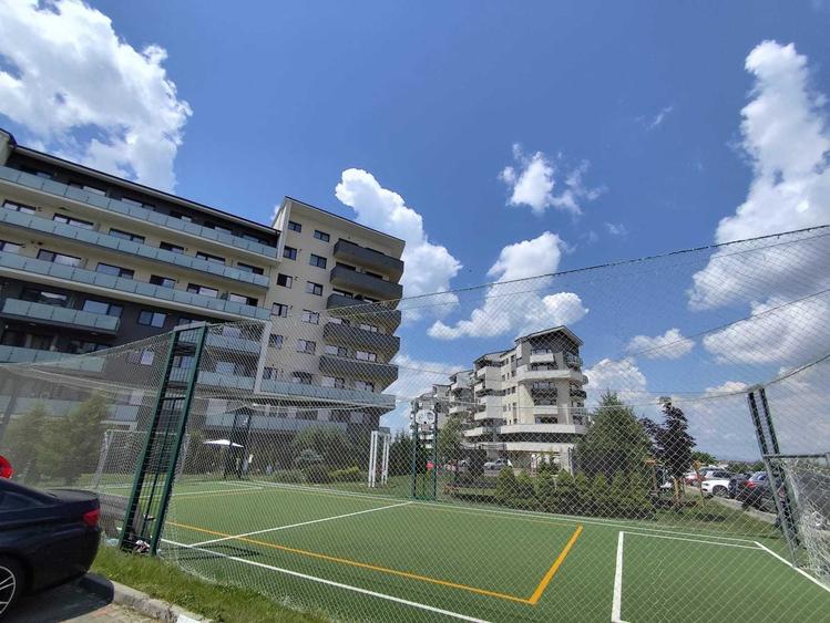 Apartament cu 2 camere decomandat în Sânpetru