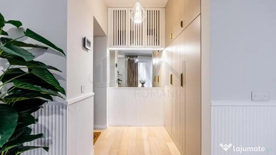 Apartament cu 3 camere decomandat în Tineretului