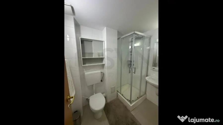 Apartament cu 3 camere decomandat în Herăstrău