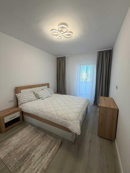 Apartament cu 2 camere semidecomandat în Păcii