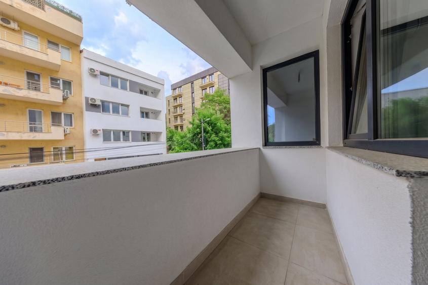 Apartament cu 4 camere decomandat în Timpuri Noi