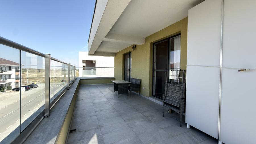 Apartament cu 3 camere decomandat, mobilat în Dumbrăvița