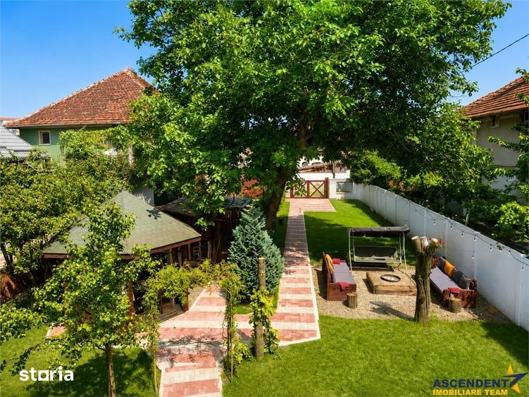 Casă cu 2 camere cu Teren 350 Mp în Florilor