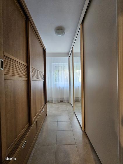 Apartament cu 4 camere decomandat în Central
