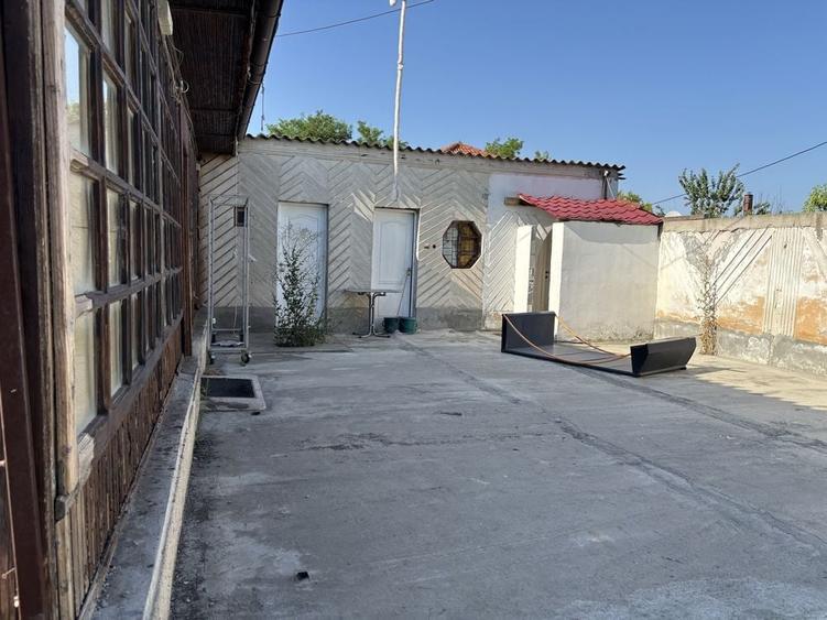 Spațiu comercial, de 125 mp, în Nisipari