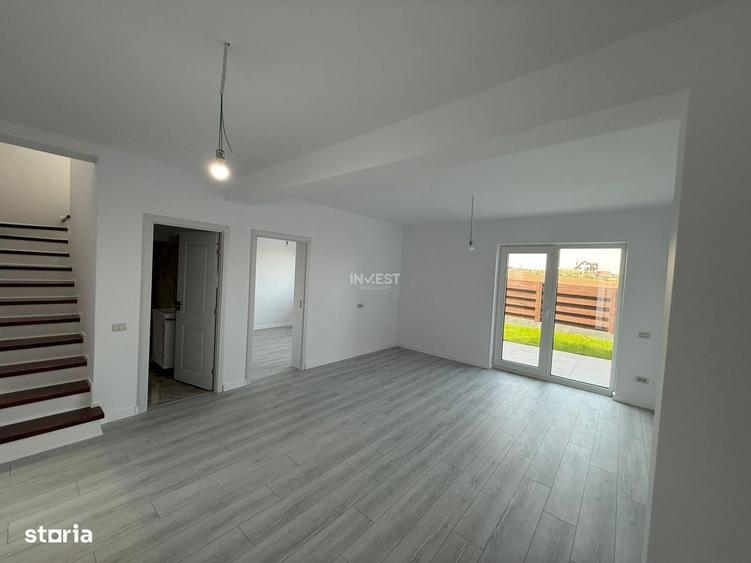 Casă cu 4 camere în Valea Lupului