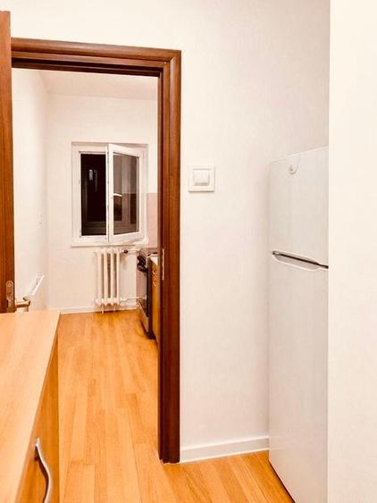 Garsonieră decomandată în Vitan