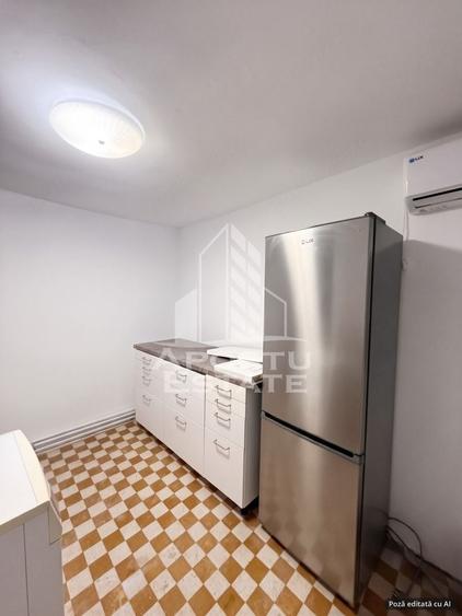 Apartament cu 3 camere decomandat în Mehala