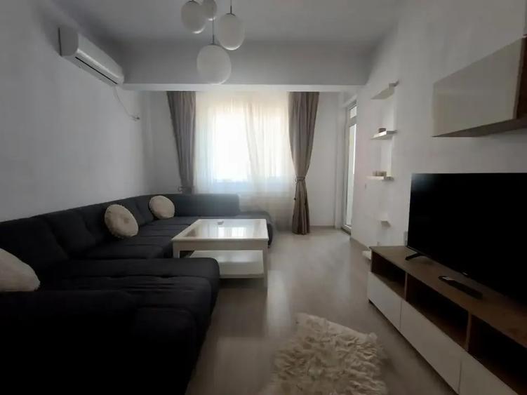 Apartament cu 3 camere decomandat, mobilat în Theodor Pallady
