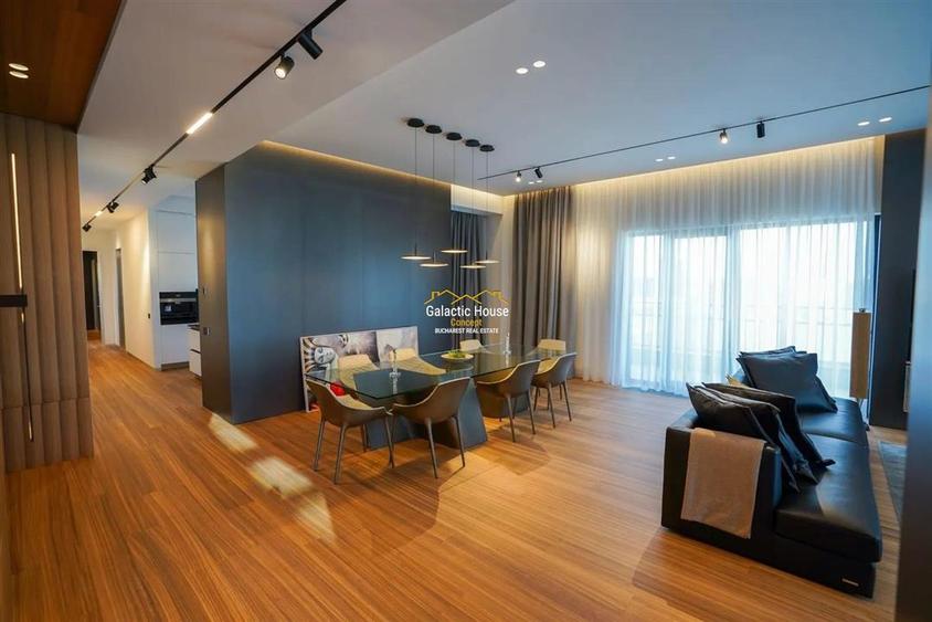 Penthouse cu 5 camere decomandat în Băneasa