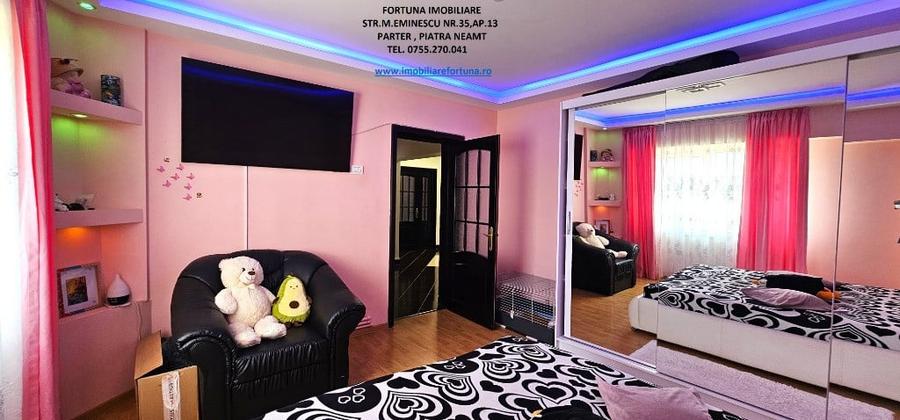Apartament 3 camere decomandate, cu boxa si loc parcare, zona 1 Mai - 15
