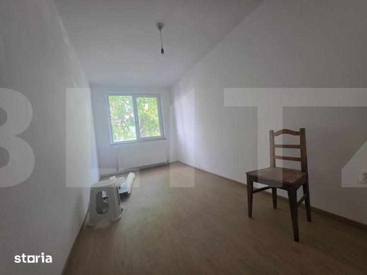 Apartament cu 3 camere decomandat în Sud