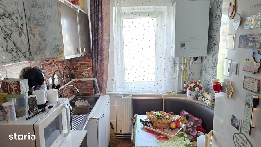 Apartament cu 2 camere semidecomandat în Central