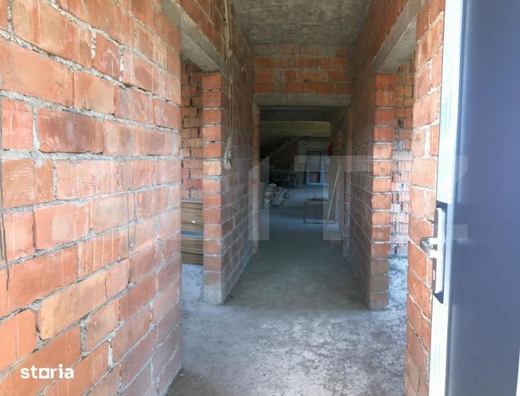 Casă cu 6 camere cu Teren 3050 Mp în Mănești
