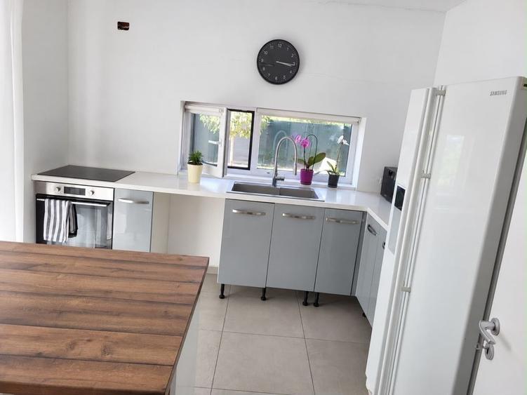 Casă cu 4 camere cu Teren 799 Mp în Ghiroda