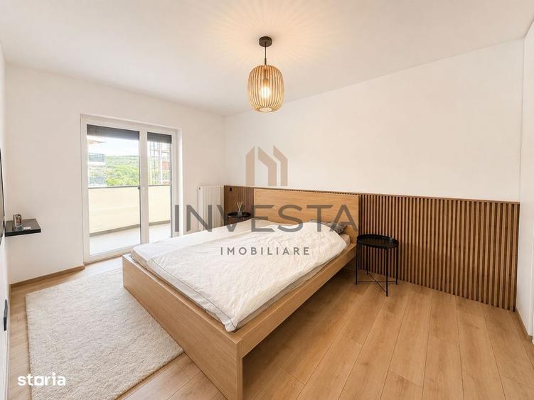 Apartament cu 2 camere semidecomandat, mobilat în Sopor