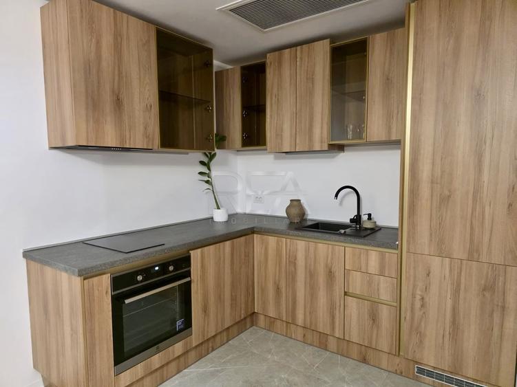 Apartament cu 2 camere semidecomandat, mobilat în Floreasca