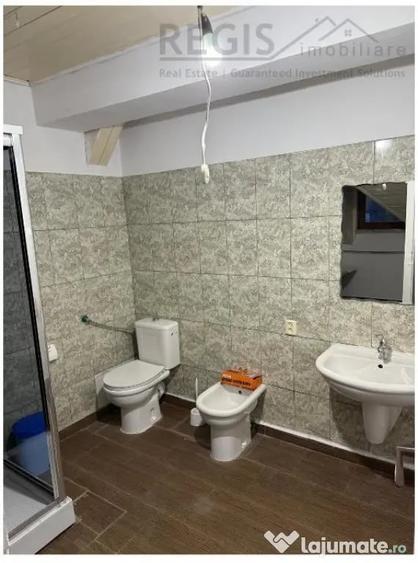 Casă cu 6 camere cu Teren 600 Mp în Schei