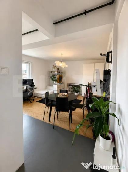 Apartament cu 2 camere semidecomandat în Horea