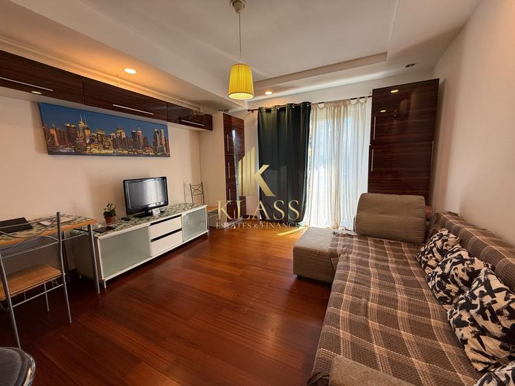 Apartament de vanzare cu 2 camere  in Cosmopolis - Faza 1 - parcare - 2