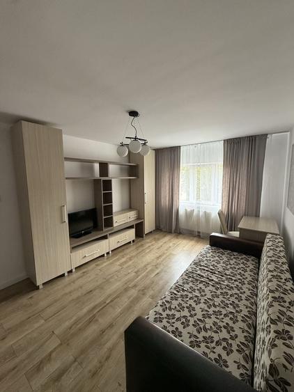 Apartament cu 2 camere decomandat în Mărăști