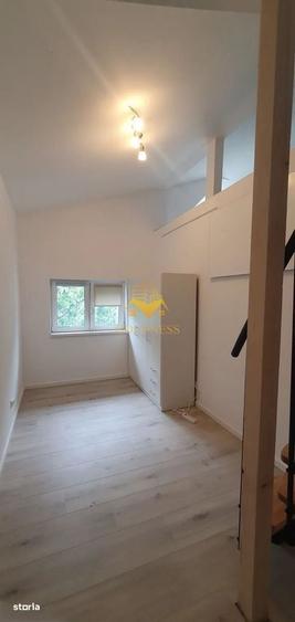 Apartament cu 3 camere semidecomandat în Zorilor