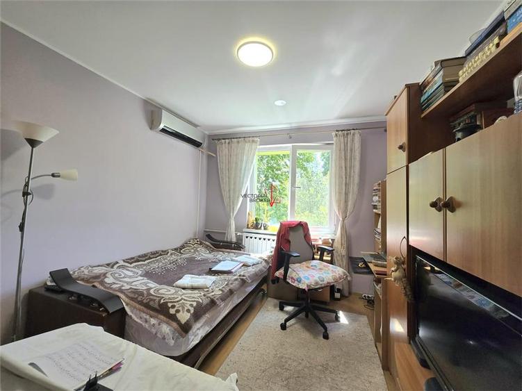 Apartament cu 2 camere decomandat în Colentina