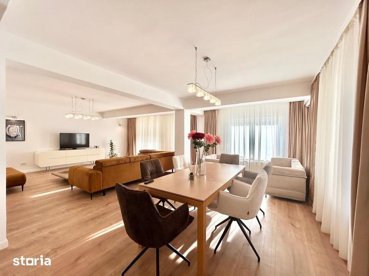 Casă cu 4 camere cu Teren 300 Mp în Central