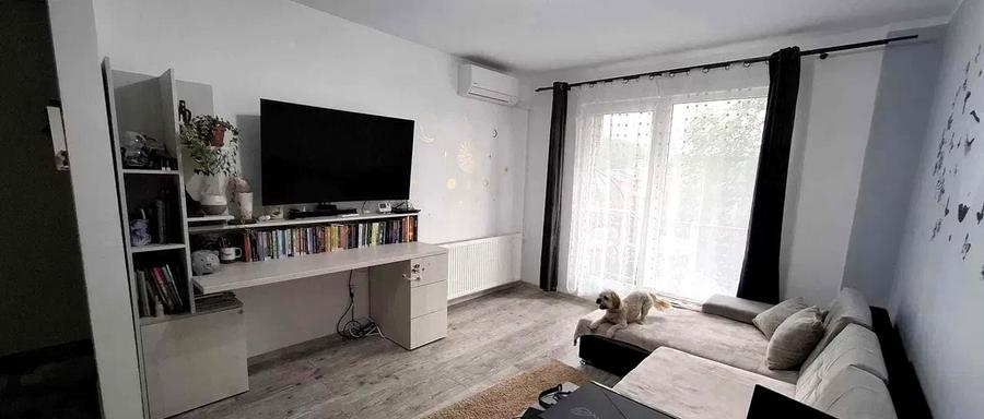 Apartament cu 2 camere decomandat, mobilat în Florești