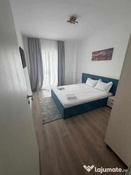 Apartament cu 2 camere decomandat în Rafinaria Vega