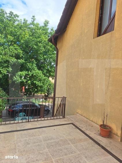 Casă cu 7 camere cu Teren 550 Mp în Central