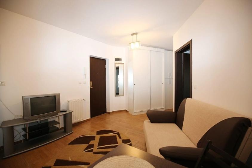 Apartament cu 2 camere semidecomandat în Nord