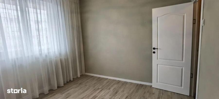 Apartament cu 2 camere semidecomandat, mobilat în 1 Mai