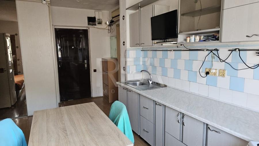 2 camere Vitan decomandat, an 1979, 55 mp - 9