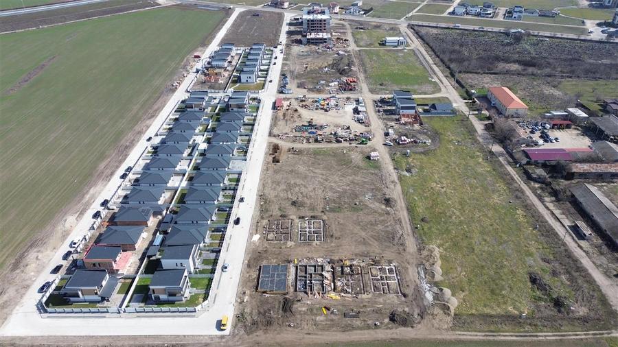 Teren Construcții intravilan de 372 mp, în Nord