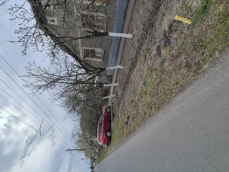 Casă cu Teren 2880 Mp în Central